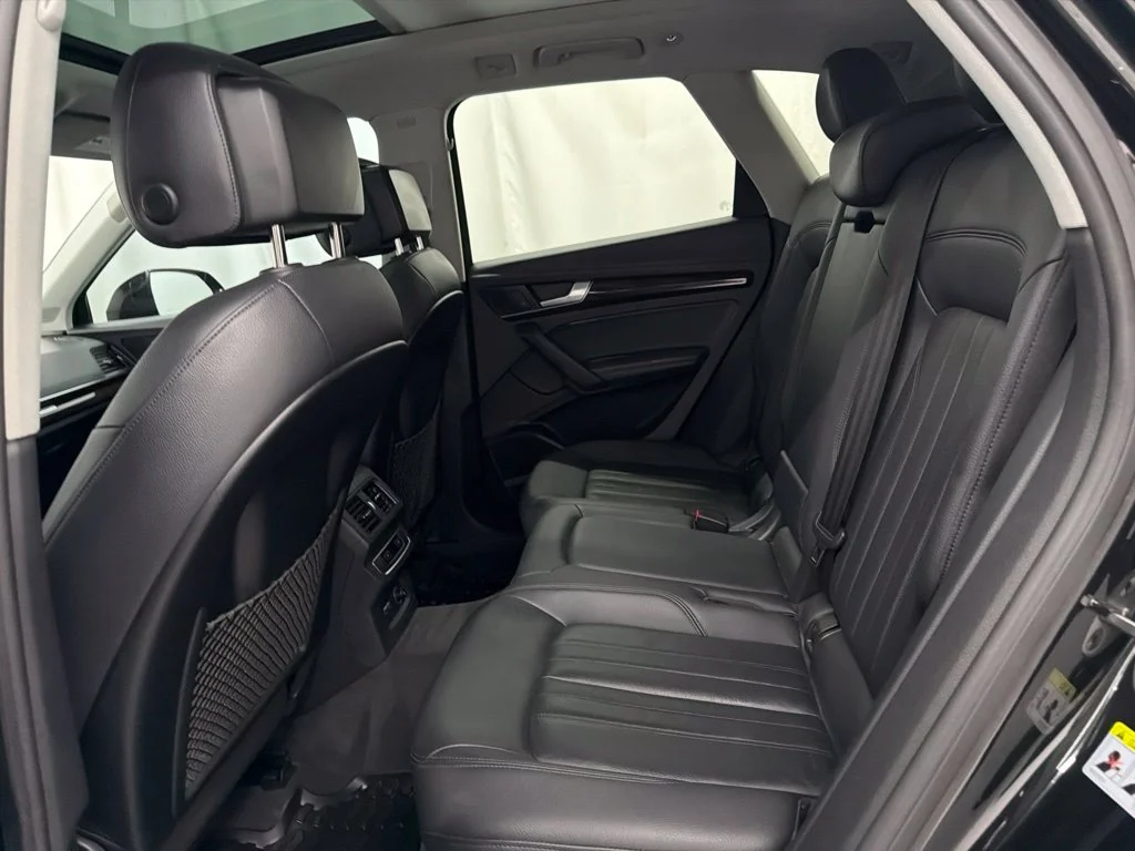 Used 2020 Black Audi 45 Premium Plus image 23
