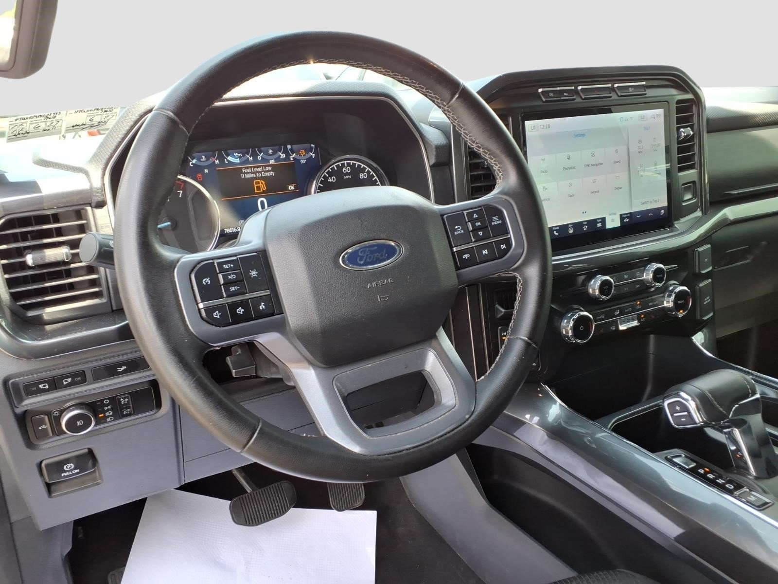 Used 2023 Avalanche Ford XLT image 12