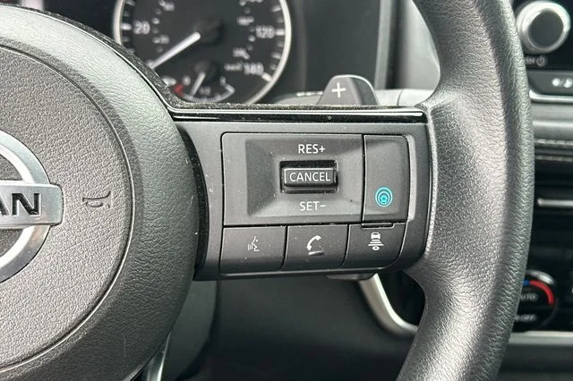 Used 2021 Red Nissan SV image 30