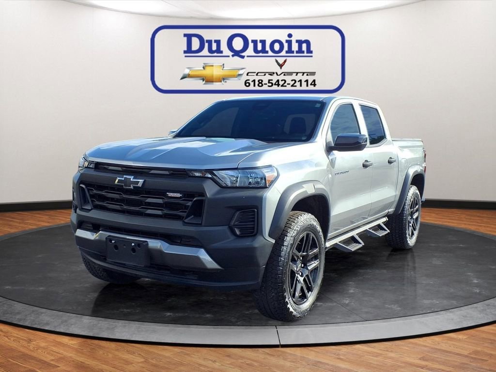 2024 Chevrolet Colorado Trail Boss Crew Cab Short Box 4x4's photo