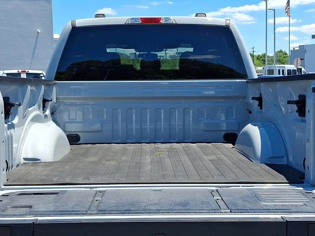 Used 2023 White Ford XL image 29