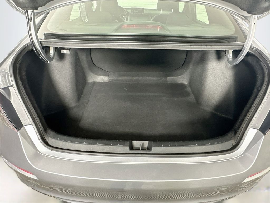 Used 2023  Honda Sport image 23