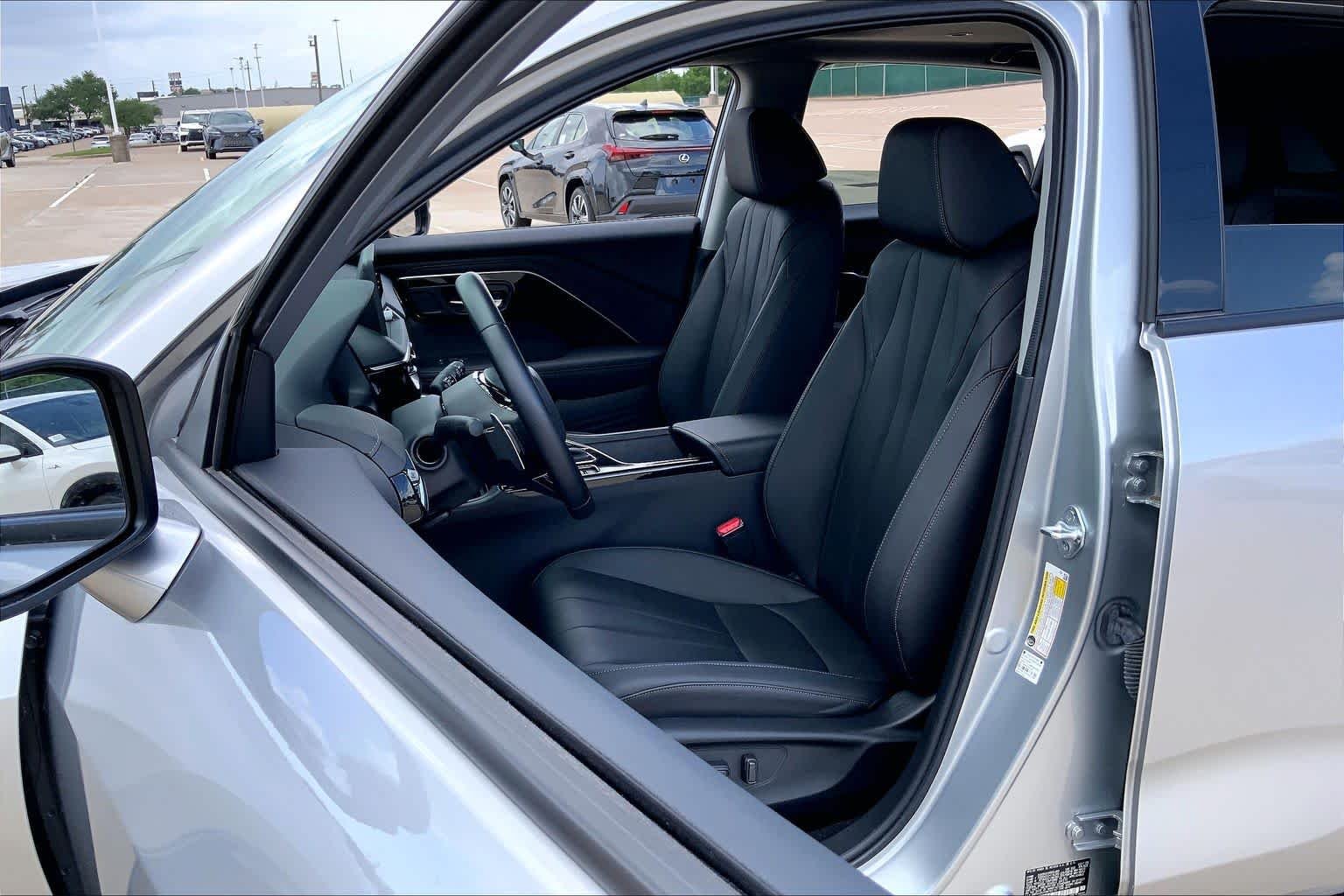 2025 Acura ADX Base - Photo 8