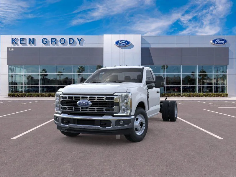 New 2026 Oxford White Ford XL image 15