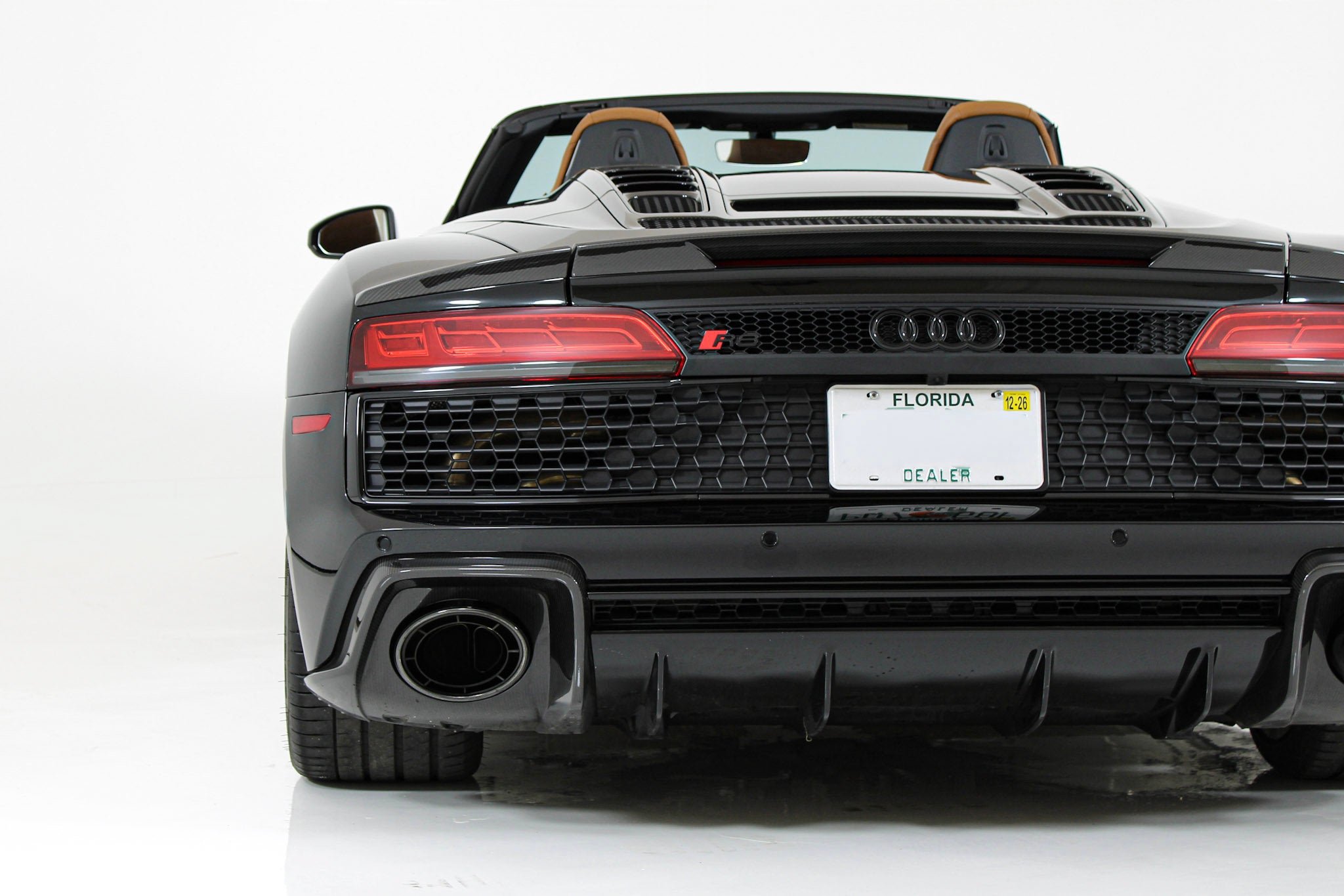 Used 2023 Black Audi V10 performance image 25