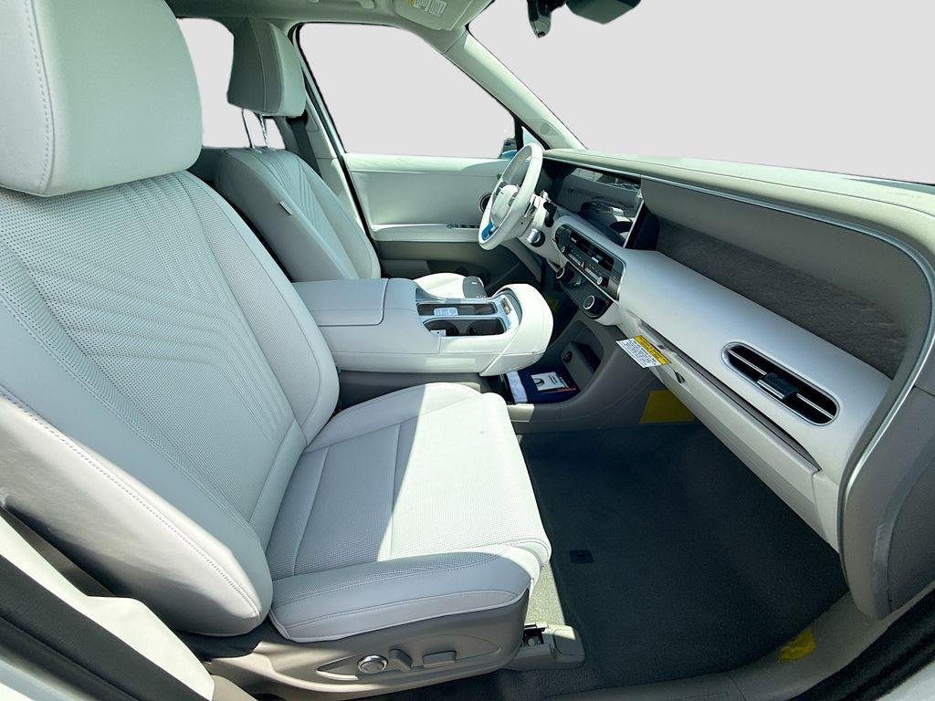 New 2026 Creamy White Pearl Hyundai SEL Premium FWD image 20