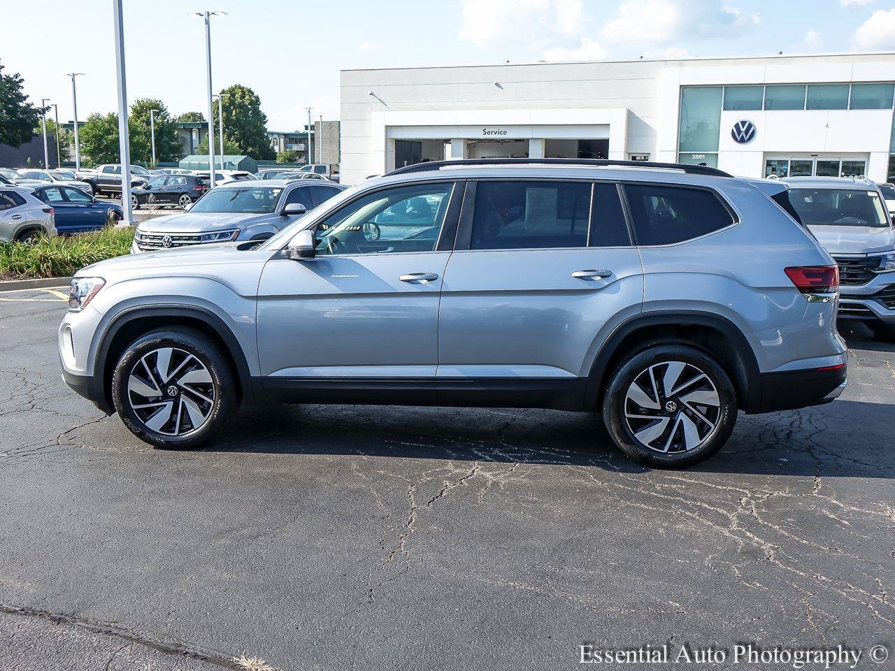 Used 2026 Silver Mist Metallic Volkswagen 2.0T SE w/Technology image 4