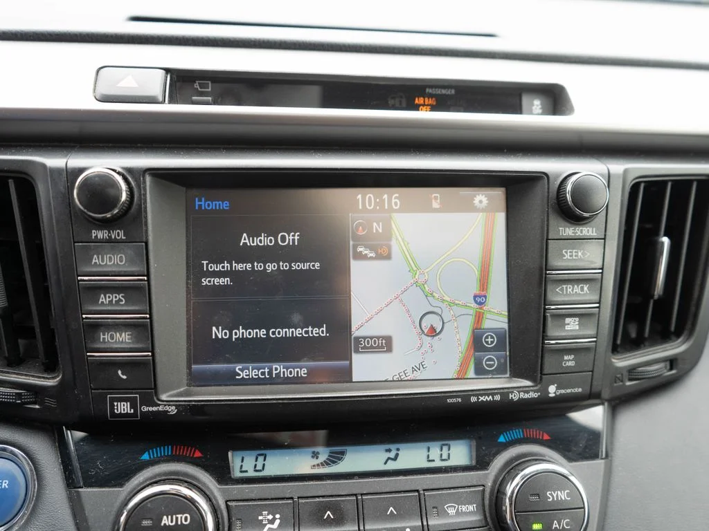 Used 2016 Silver Toyota Limited image 21