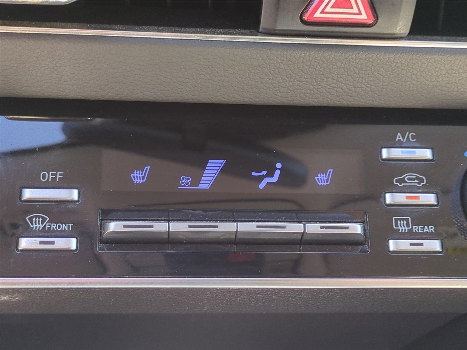 Used 2022 Portofino Gray Hyundai SEL image 27