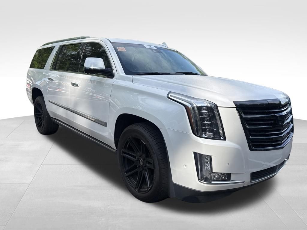 Used 2020 White Cadillac Premium image 7