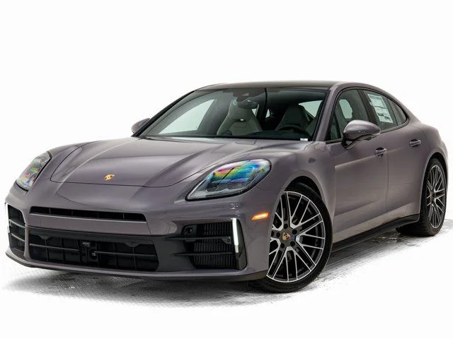 2026 Porsche Panamera 4