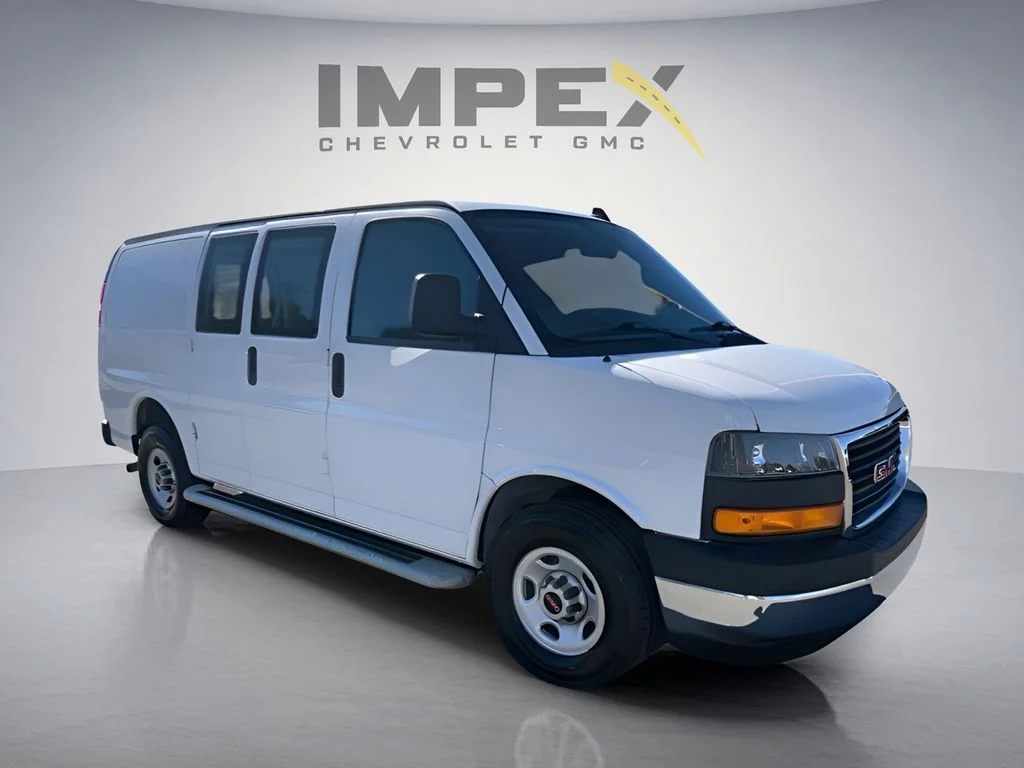 Used 2023 White GMC Work Van image 8