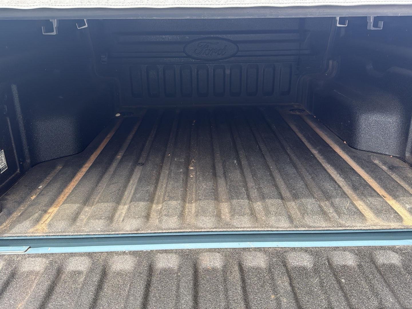 Used 2022  Ford XLT image 11
