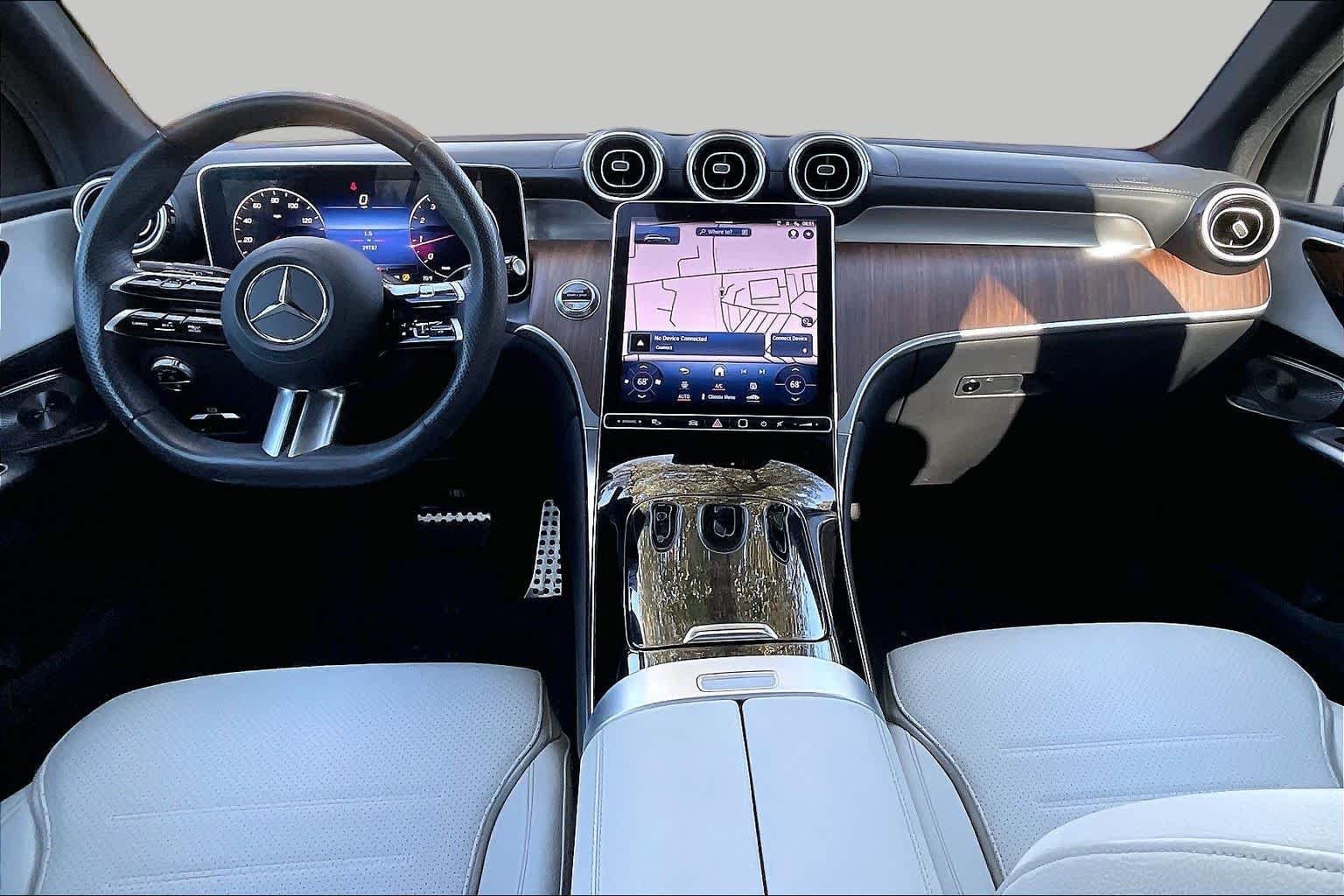 Used 2023 Polar White Mercedes-Benz GLC 300 image 15