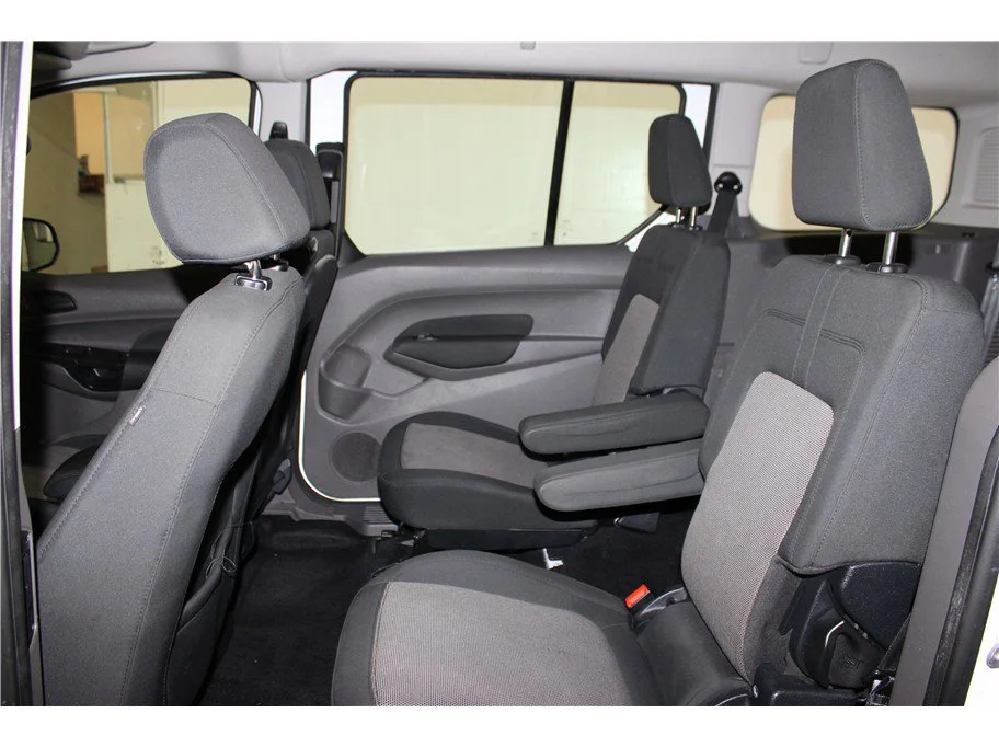Used 2022 White Ford XL image 12