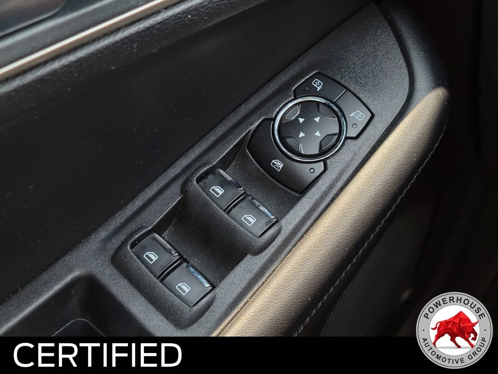 Used 2024 Black Ford SEL image 25