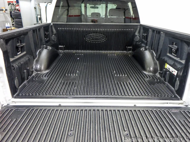 Used 2020 White Ford XLT image 23