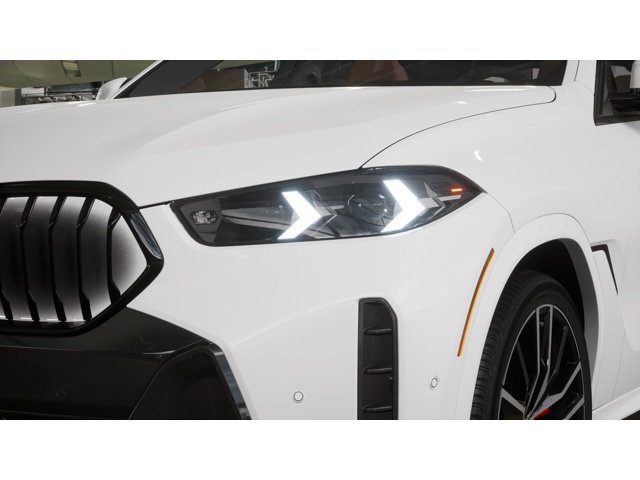 New 2027 White BMW X6 40i image 6