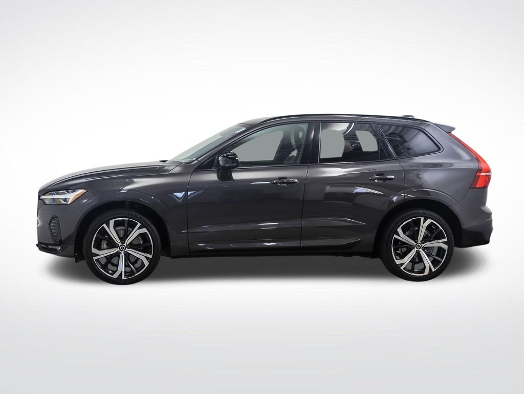 Used 2022 Volvo XC60 R-Design with VIN YV4062RM5N1954841 for sale in Minneapolis, Minnesota