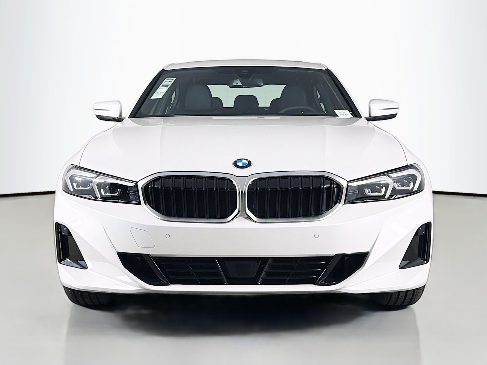 New 2026 Mineral White Metallic BMW 330i image 2