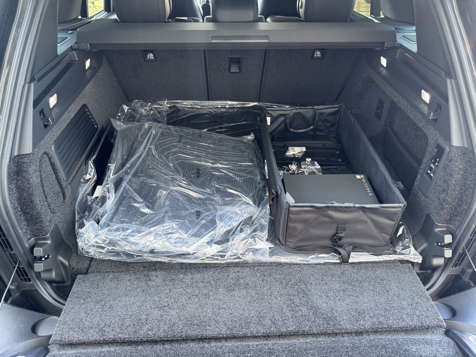 2026 Land Rover Range Rover SE - Photo 25