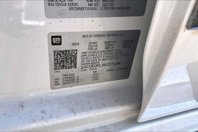 Used 2024 Beige Chevrolet High Country image 32