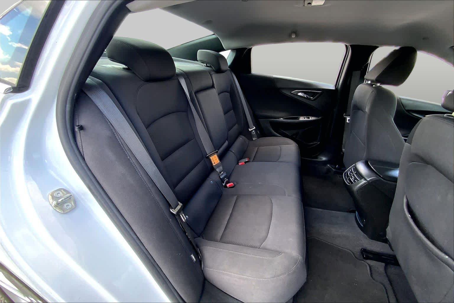 Used 2023 Summit White Chevrolet LT image 19