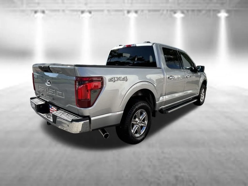 Certified Used 2025 Silver Metallic Ford XLT image 4