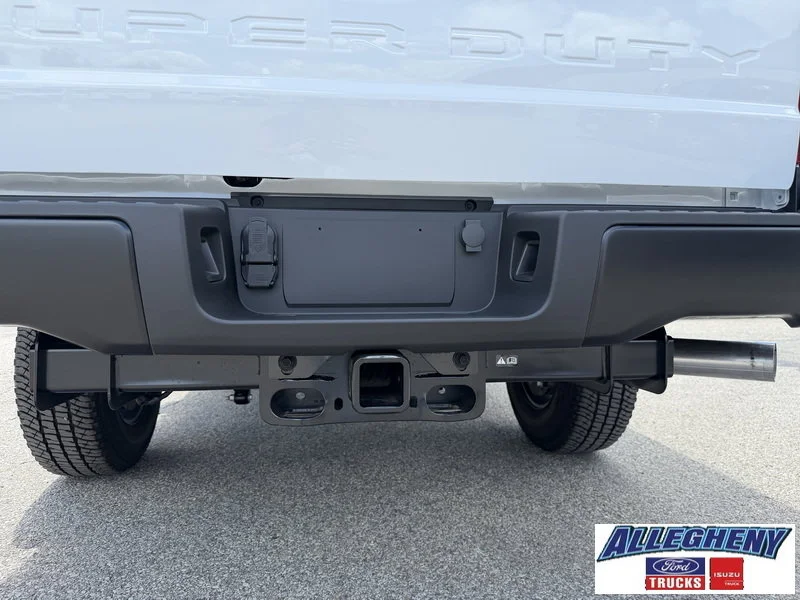 New 2026 Oxford White Ford F-250® XL image 9
