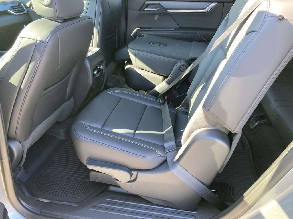 2026 GMC Acadia Elevation - Photo 13