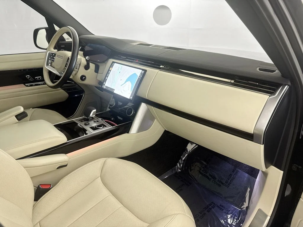 Certified Used 2023 Black Land Rover SE image 30