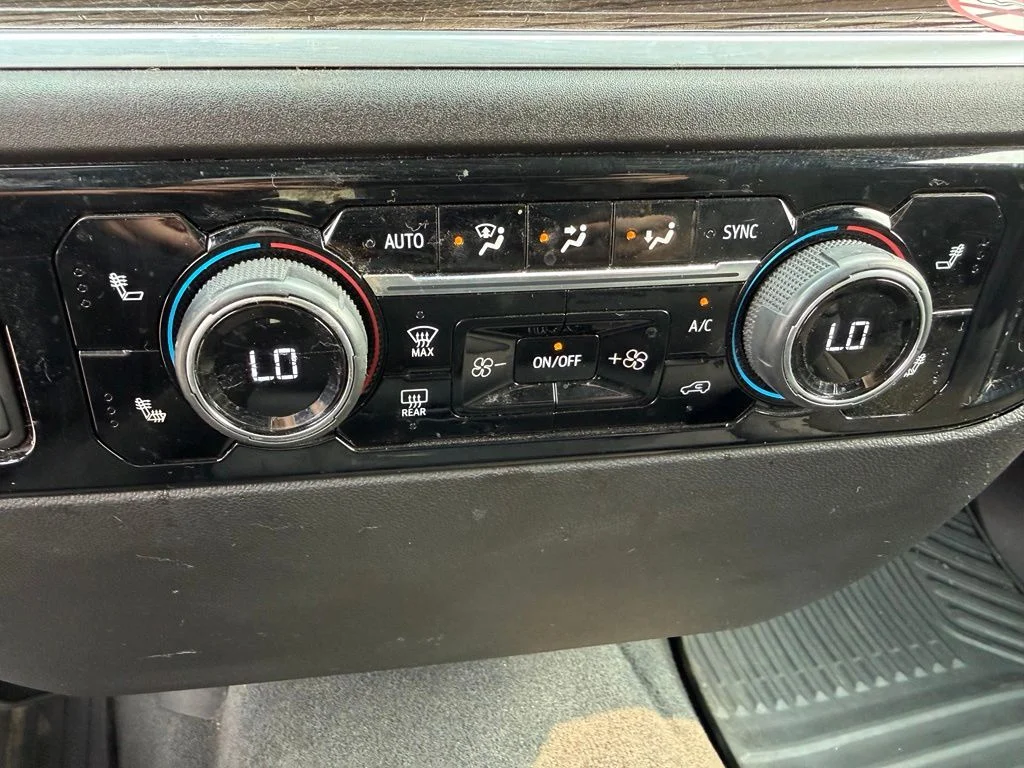 Used 2025 White Chevrolet LT image 5