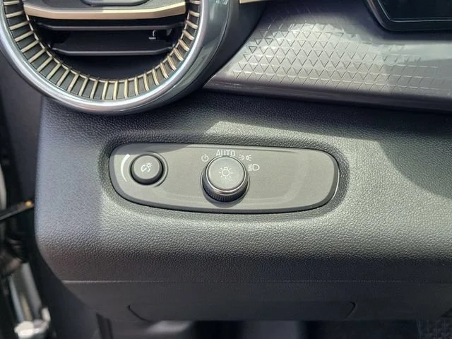 2025 Chevrolet Trax Activ - Photo 22