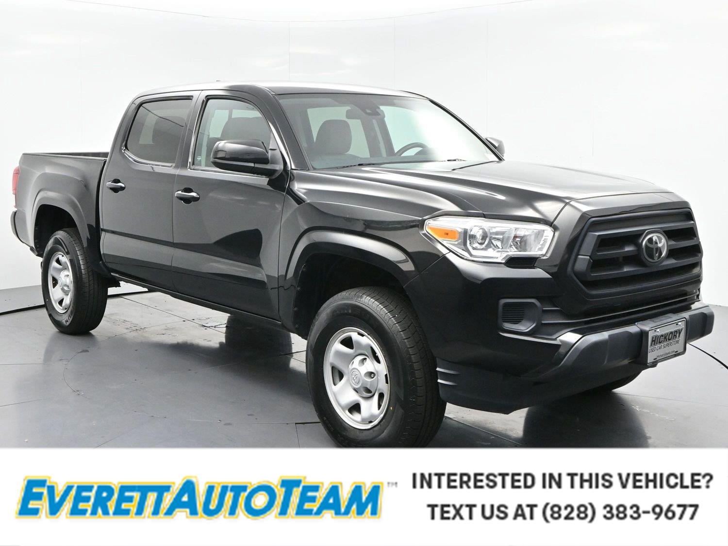 Used 2022 Midnight Black Metallic Toyota SR image 1
