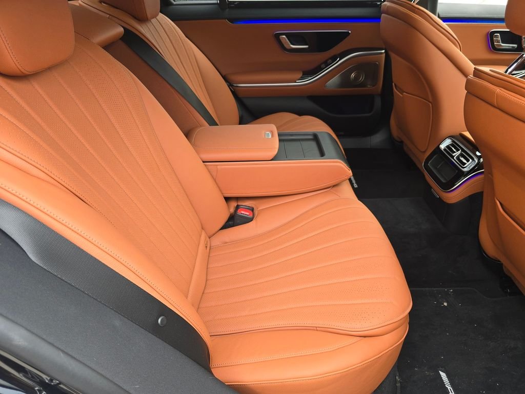 Certified Used 2022 Black Mercedes-Benz S 580 image 22