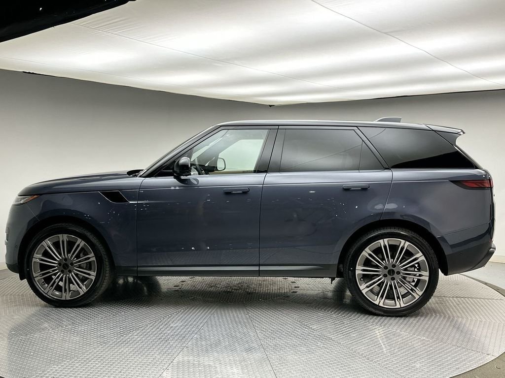 New 2026 Varesine Blue LAND ROVER SE image 2