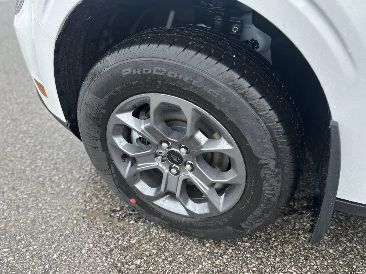 New 2026 White Ford XLT image 9