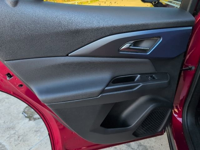 2026 Chevrolet Equinox EV 2LT - Photo 9