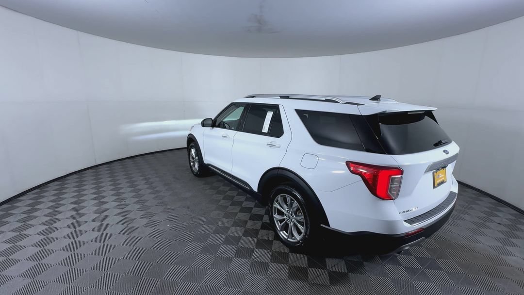 Used 2023 White Ford Limited image 7