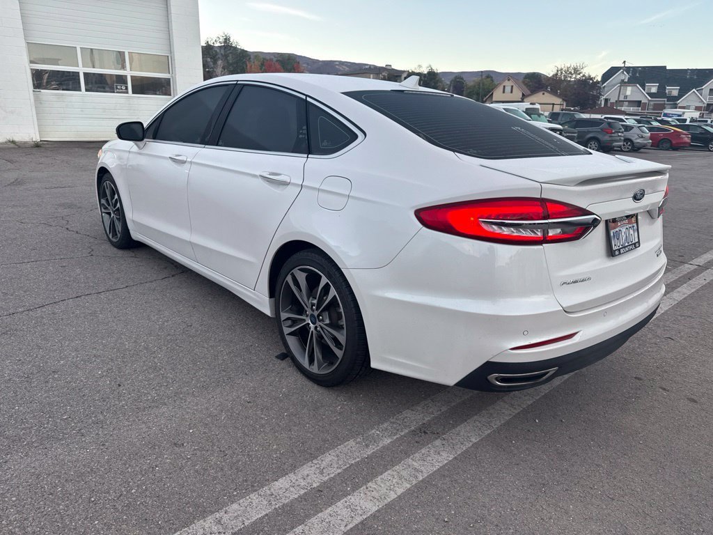 Used 2019 White Platinum Clearcoat Metallic Ford Titanium image 11