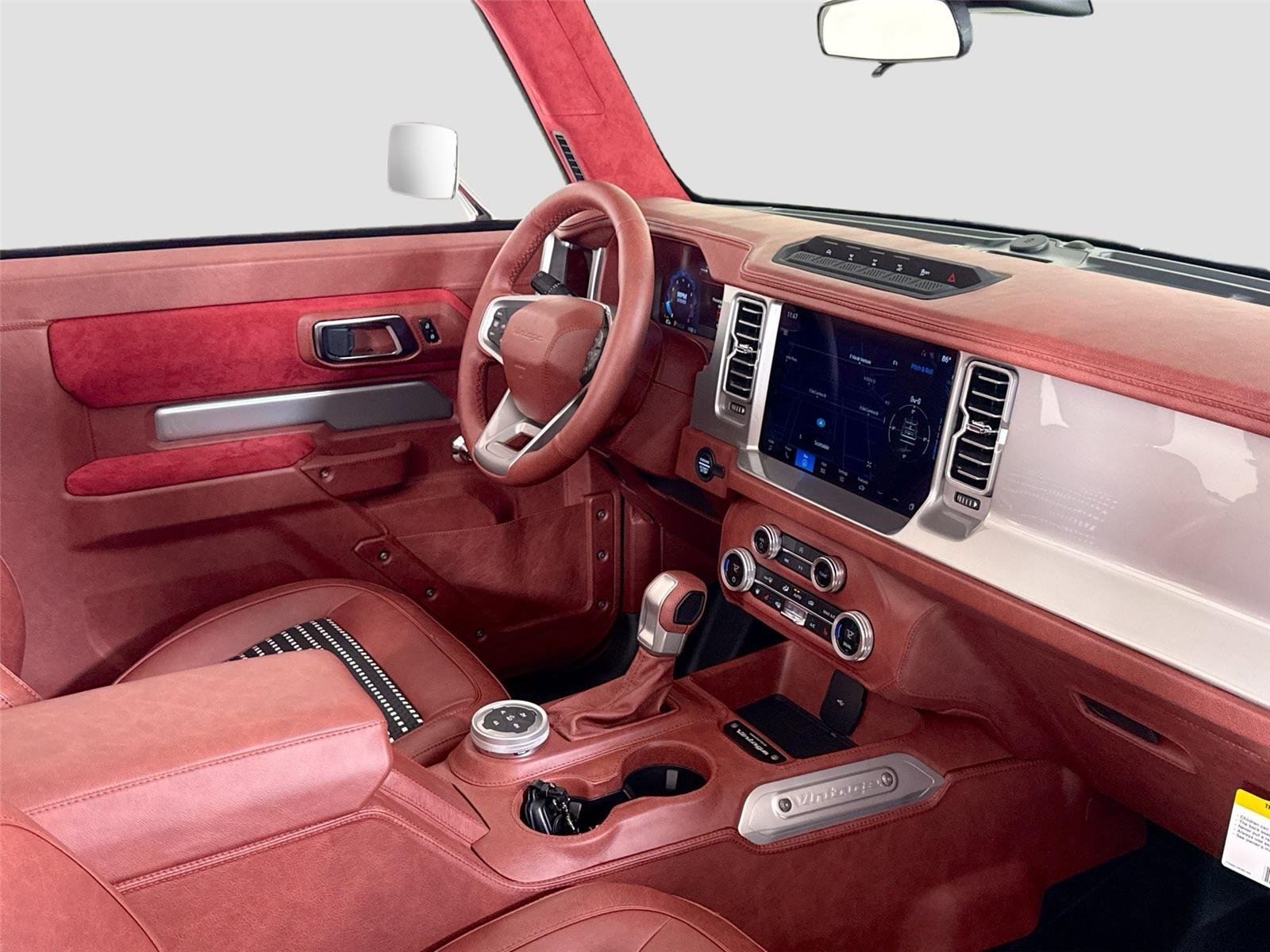 Used 2025 GT Silver Vintage Modern Twin-Turbo w/ Full Bespoke Interior image 31
