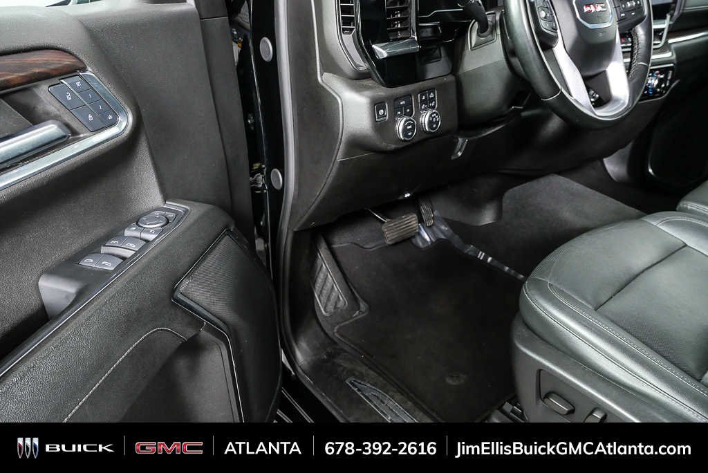 Used 2024 Onyx Black GMC SLT image 7