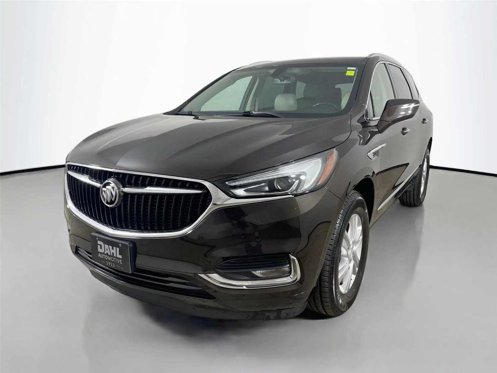Used 2018 Havana Metallic Buick Essence image 4