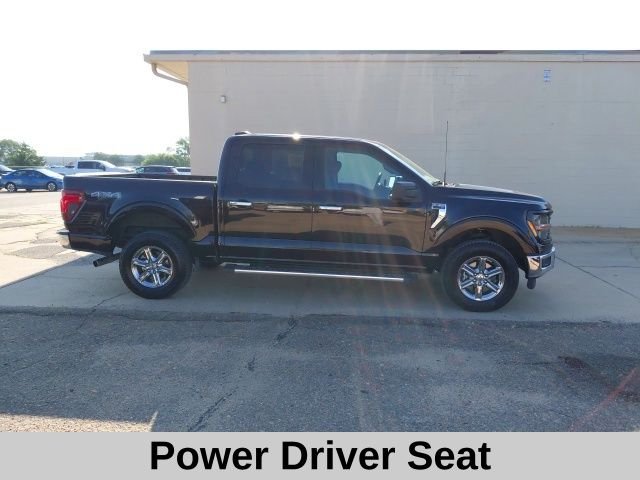 Used 2025 Black Ford XLT image 3