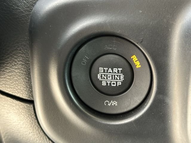 Used 2021 White Jeep Rubicon image 22