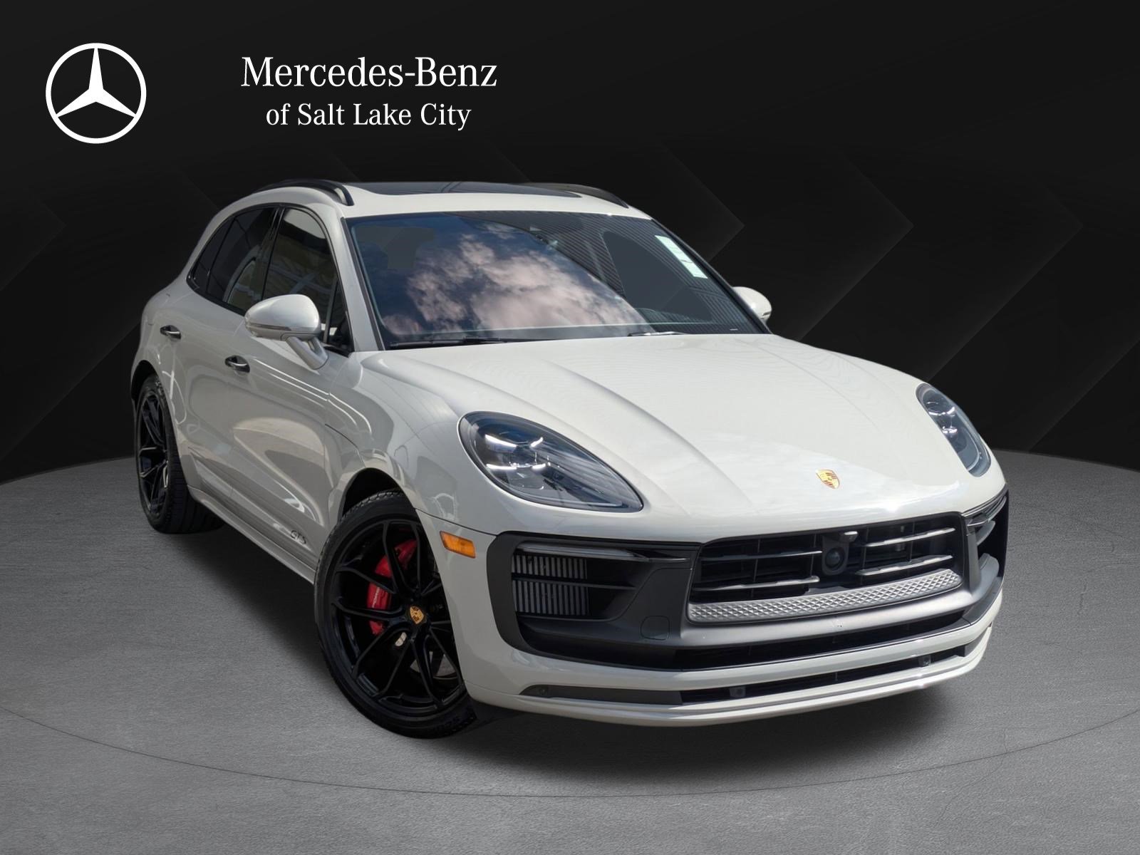2025 Porsche Macan GTS's photo