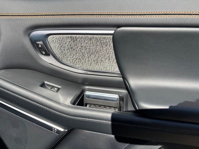 New 2027 Bronze Fire Metallic Tinted Clearcoat Ford Tremor® image 21