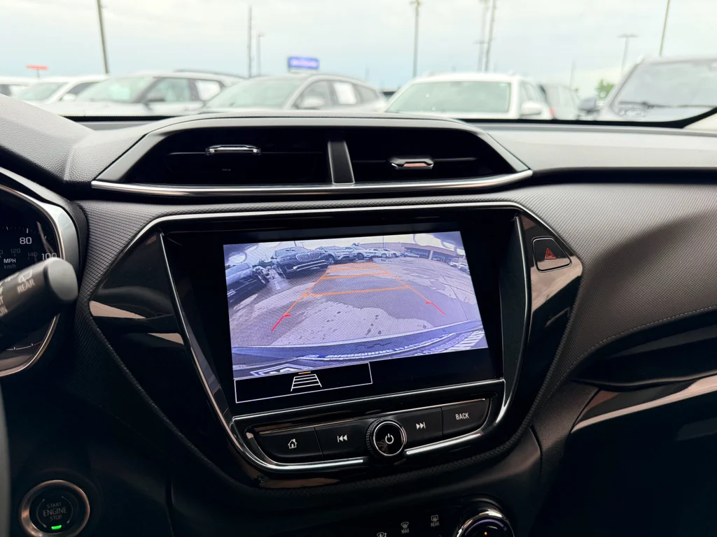 Used 2021 Summit White Chevrolet LT image 20