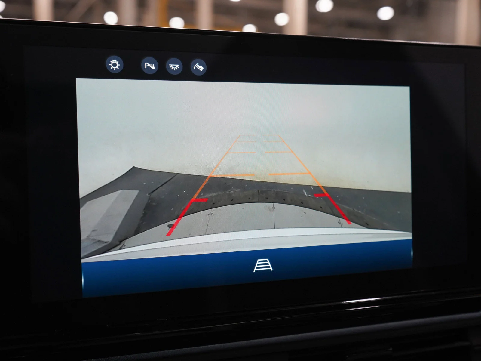 Used 2025 Snowfall Pearl Honda Touring image 28