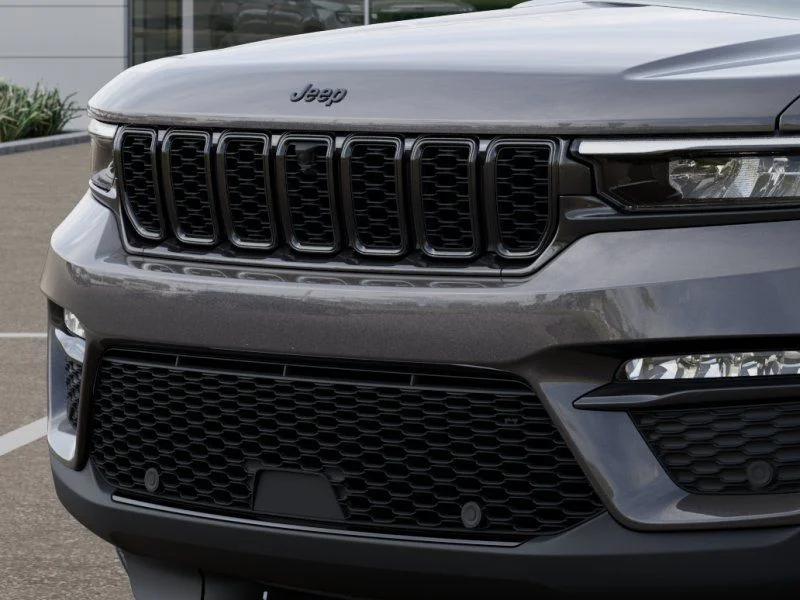 New 2025 Baltic Gray Metallic Clear-Coat Exterior Paint Jeep Limited image 12